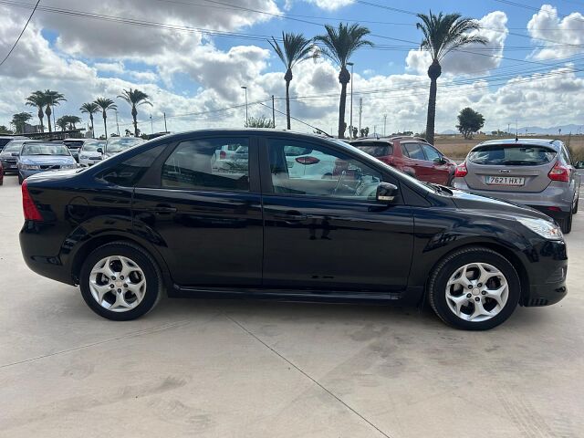 FORD FOCUS TREND 1.6 AUTO SPANISH LHD IN SPAIN ONLY 58000 MILES SUPERB 2009